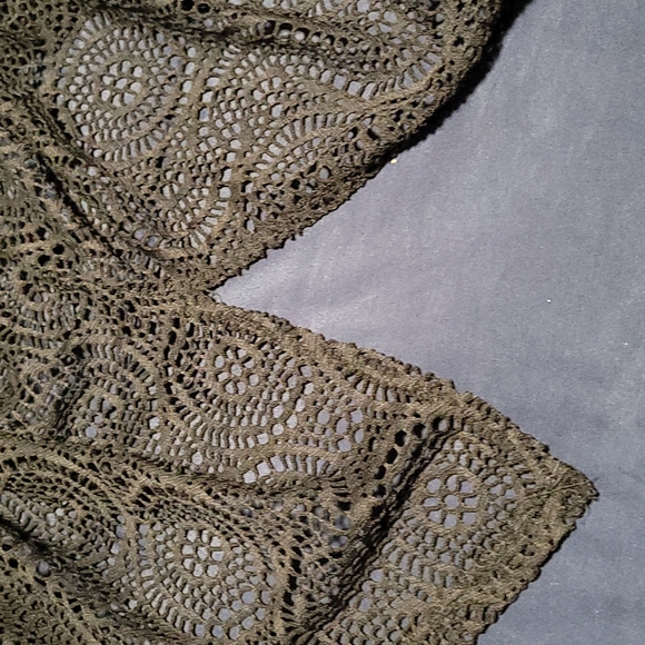 Cover-Up - Picture 6 of 7